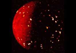 La Lave Incandescente Sur La Lune De Jupiter Donne Un
