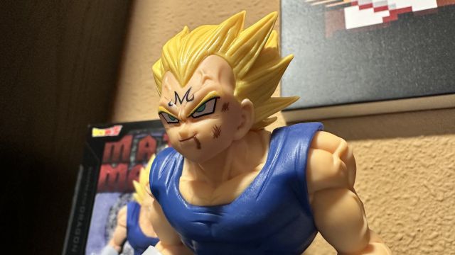 La figurine qui recrée le Vegeta le plus viscéral et austère, avec un prix très attractif 3 La figurine qui recrée le Vegeta le plus viscéral et austère, avec un prix très attractif