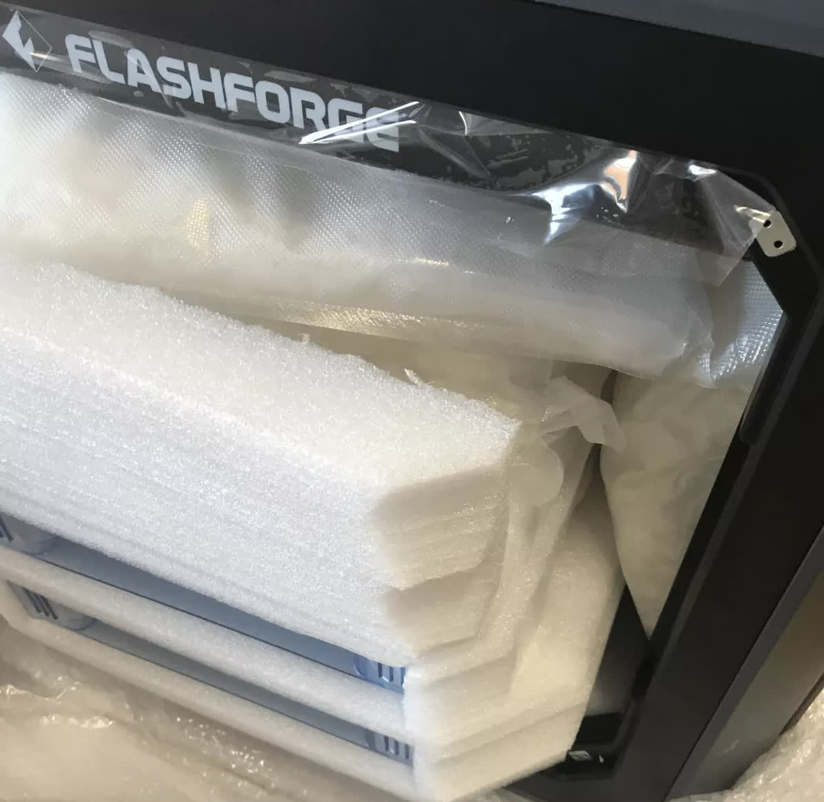 Deux personnes arrêtées pour un complot visant à faire passer 30 millions de dollars de méthamphétamine dans des imprimantes 3D 3 1671468126 322 Deux personnes arretees pour un complot visant a faire passer