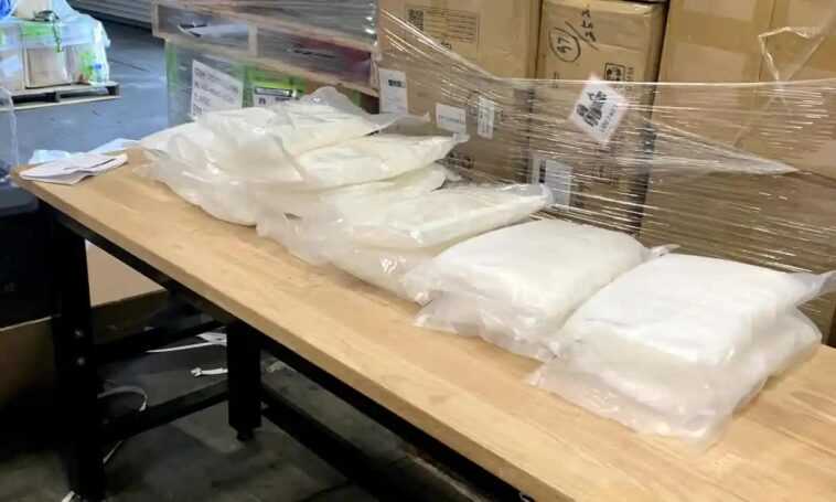 Deux personnes arrêtées pour un complot visant à faire passer 30 millions de dollars de méthamphétamine dans des imprimantes 3D 1 Deux Personnes Arrêtées Pour Un Complot Visant à Faire Passer