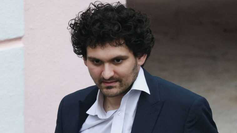 Sam Bankman-Fried sort de prison avec une caution record: combien l'ancien génie de la crypto a payé 1 Sam Bankman Fried Sort De Prison Avec Une Caution Record: Combien