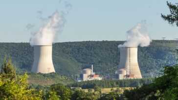 Les petits réacteurs nucléaires pourraient résoudre le problème d'alimentation durable des centres de données 30 Les Petits Réacteurs Nucléaires Pourraient Résoudre Le Problème D'alimentation Durable