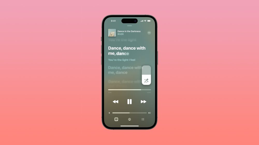 Apple reveals new karaoke-like ‘Apple Music Sing’ feature launching this month Apple devoile une nouvelle fonctionnalite de type karaoke Apple Music