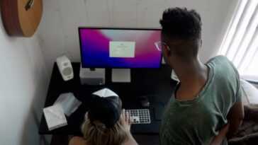 Apple surprend les musiciens prometteurs avec le relooking du «bureau de rêve» de Mac Studio et Studio Display [Video]