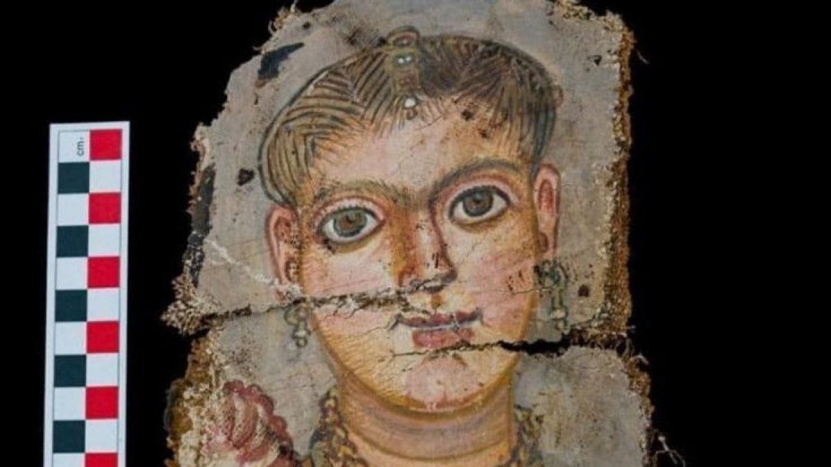 Des portraits couleur extraordinaires de momies découverts en Égypte 2 Un des portraits retrouvés. Crédit : ministère égyptien du Tourisme et des Antiquités