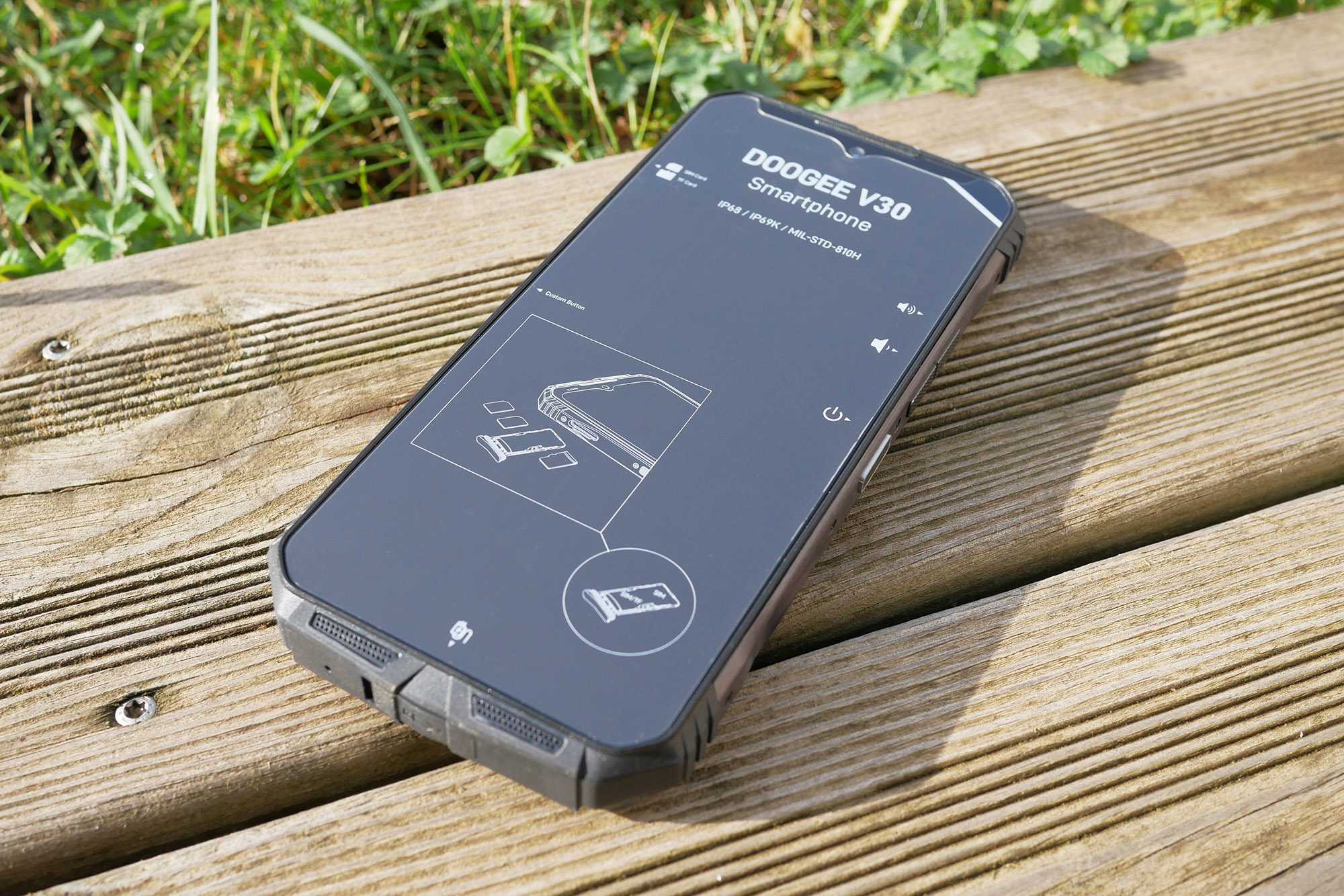 DOOGEE V30 en TEST: Le téléphone renforcé/incassable ESim ultra équipé 6 Doogee V30 Test Test Rugged Smartphone Solide (13)