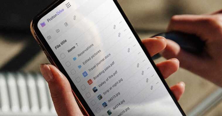 Dropbox et son rival iCloud, Proton Drive, reçoivent l'application iOS ; utilise un cryptage de bout en bout 1 Dropbox et son rival iCloud, Proton Drive, reçoivent l'application iOS ; utilise un cryptage de bout en bout