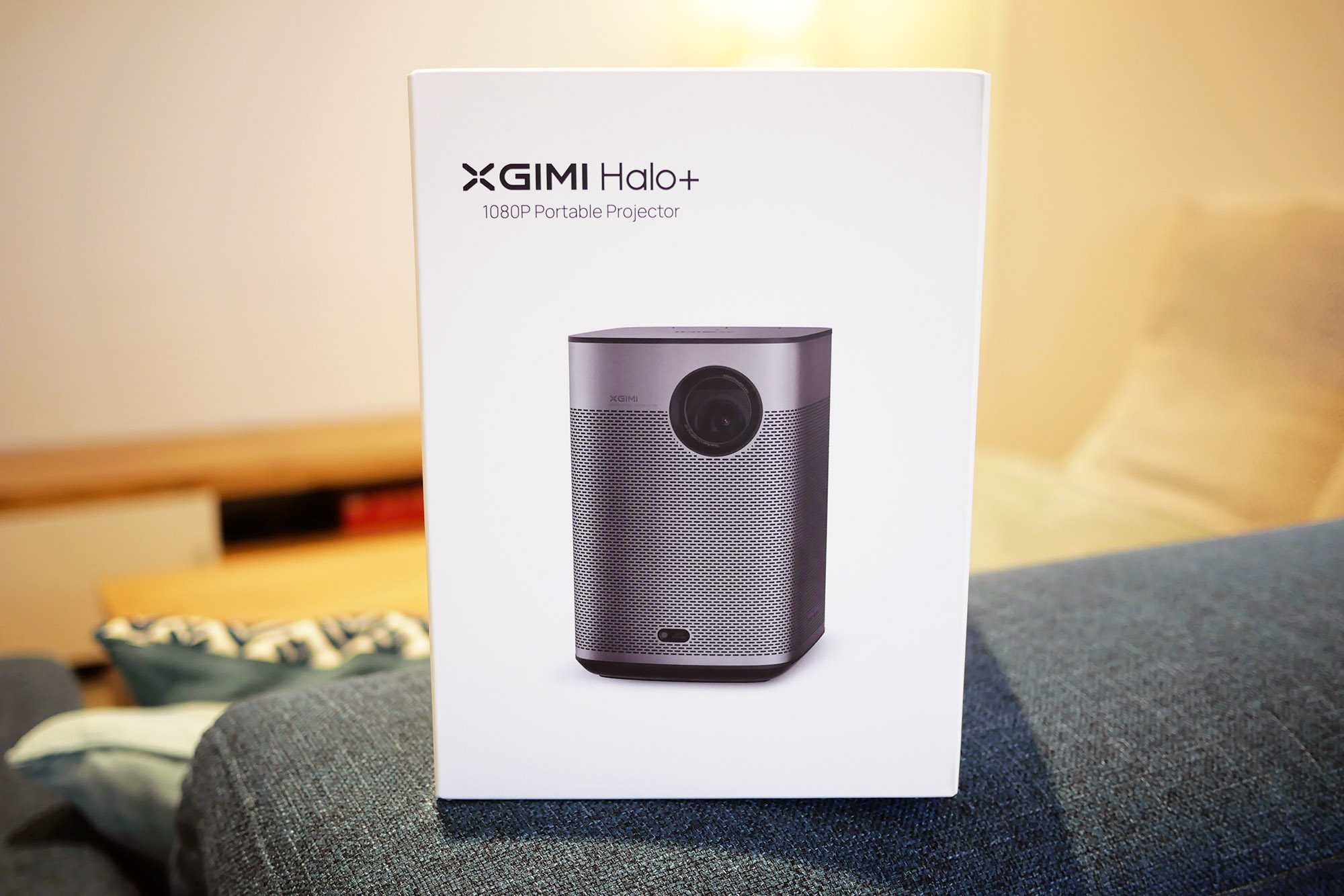 XGIMI Halo+: Le cinéma où que vous soyez sans réglage 2 Xgimi Halo Plus Mini Compact Projector (1)