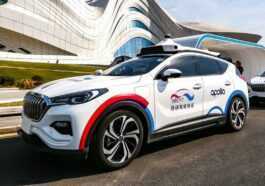 Feu Vert En Chine Pour Les Robotaxis, Des Voitures Sans