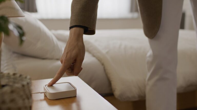 Les nouveaux Neo QLED de Samsung deviennent des centres de contrôle intelligents pour la maison 4 Le bouton peut être affecté comme vous le souhaitez. (Photo : Samsung)