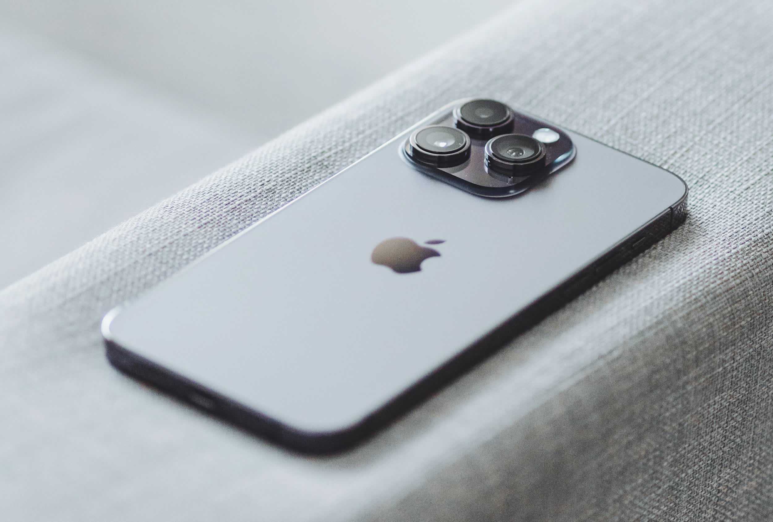 L'iphone 15 D'apple Entre En Phase De Production D'essai