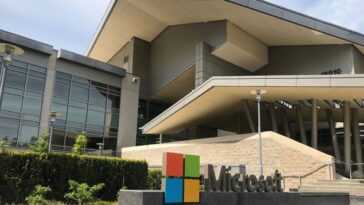 Microsoft supprime 10 000 emplois, un pot-de-vin de 1,2 milliard de dollars