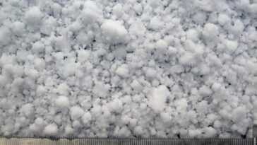 Quelle est la "neige ronde" qui a blanchi les villes de Toscane