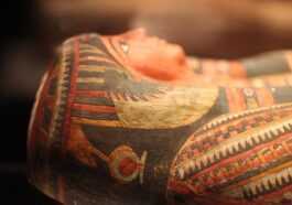 Découvertes archéologiques extraordinaires en Égypte : la plus ancienne momie et toute une ville romaine ont émergé