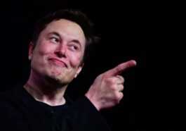 Elon Musk est l'homme le plus heureux de la semaine – Twitter ou Tesla ?