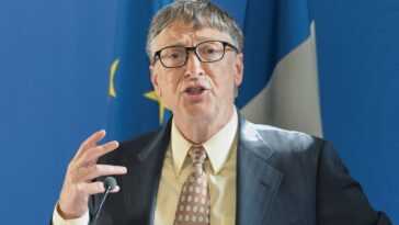 Bill Gates veut que vous sachiez qu'il n'utilise toujours pas d'iPhone 20 Bill Gates veut que vous sachiez qu'il n'utilise toujours pas d'iPhone