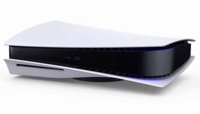 Certains utilisateurs signalent que la nouvelle mise à jour PS5 peut geler votre console : comment y remédier 2 Mise à jour d'erreur PS5 Mise à jour 22.02-06.50.00 Firmware Matériel PlayStation Sony PS5 vertical horizontal couché Jeux vidéo