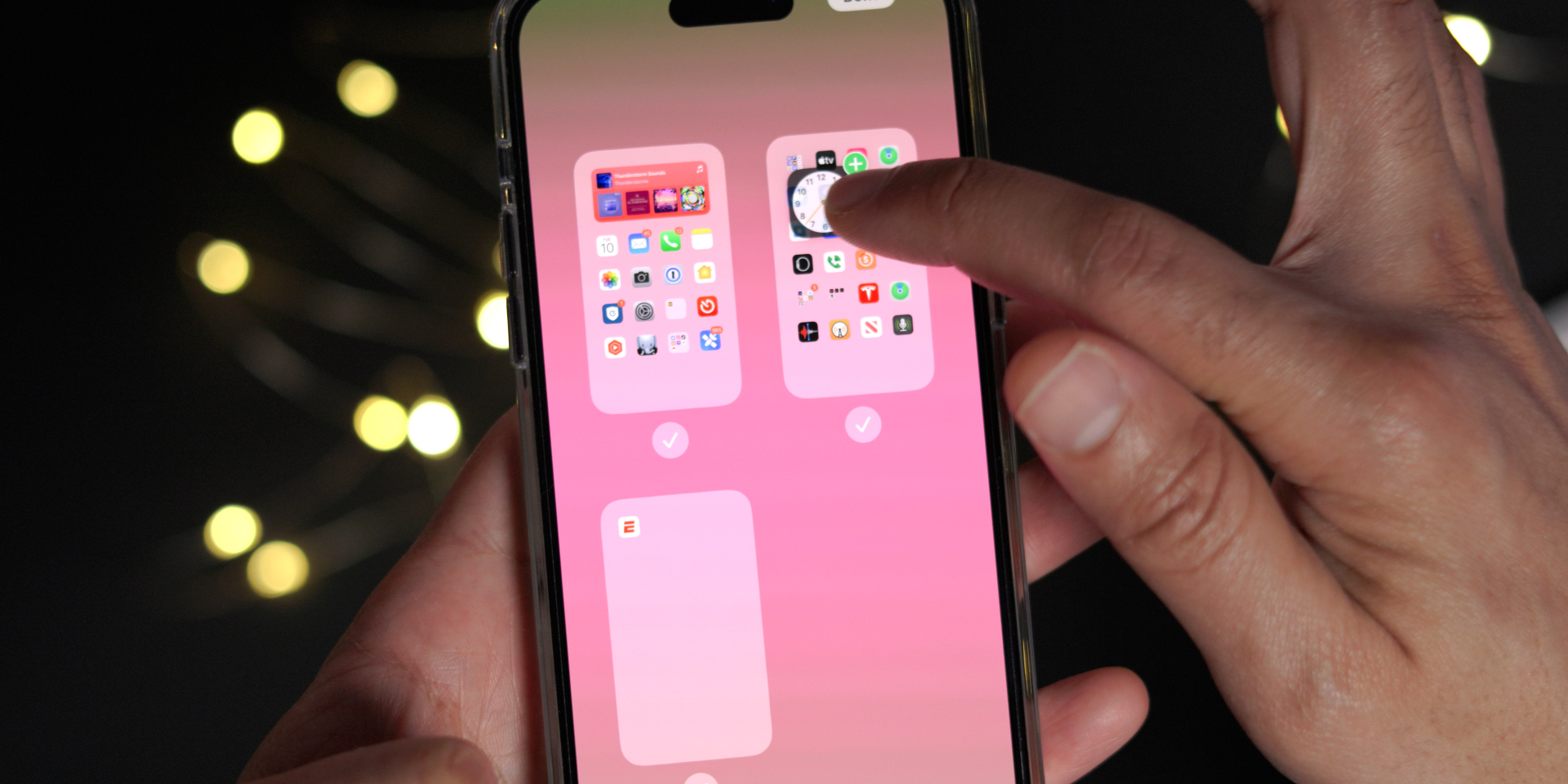 Cours de maître sur l'écran d'accueil iOS 16 : 85 trucs, astuces et fonctionnalités cachées - les connaissez-vous tous ? Faire glisser une icône de la recherche Spotlight directement vers l'interface de l'éditeur de page de l'écran d'accueil.