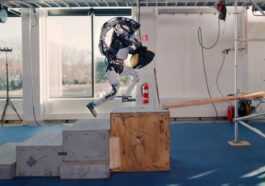 La nouvelle vidéo Atlas de Boston Dynamics montre comment le robot pourrait aider les ouvriers du bâtiment