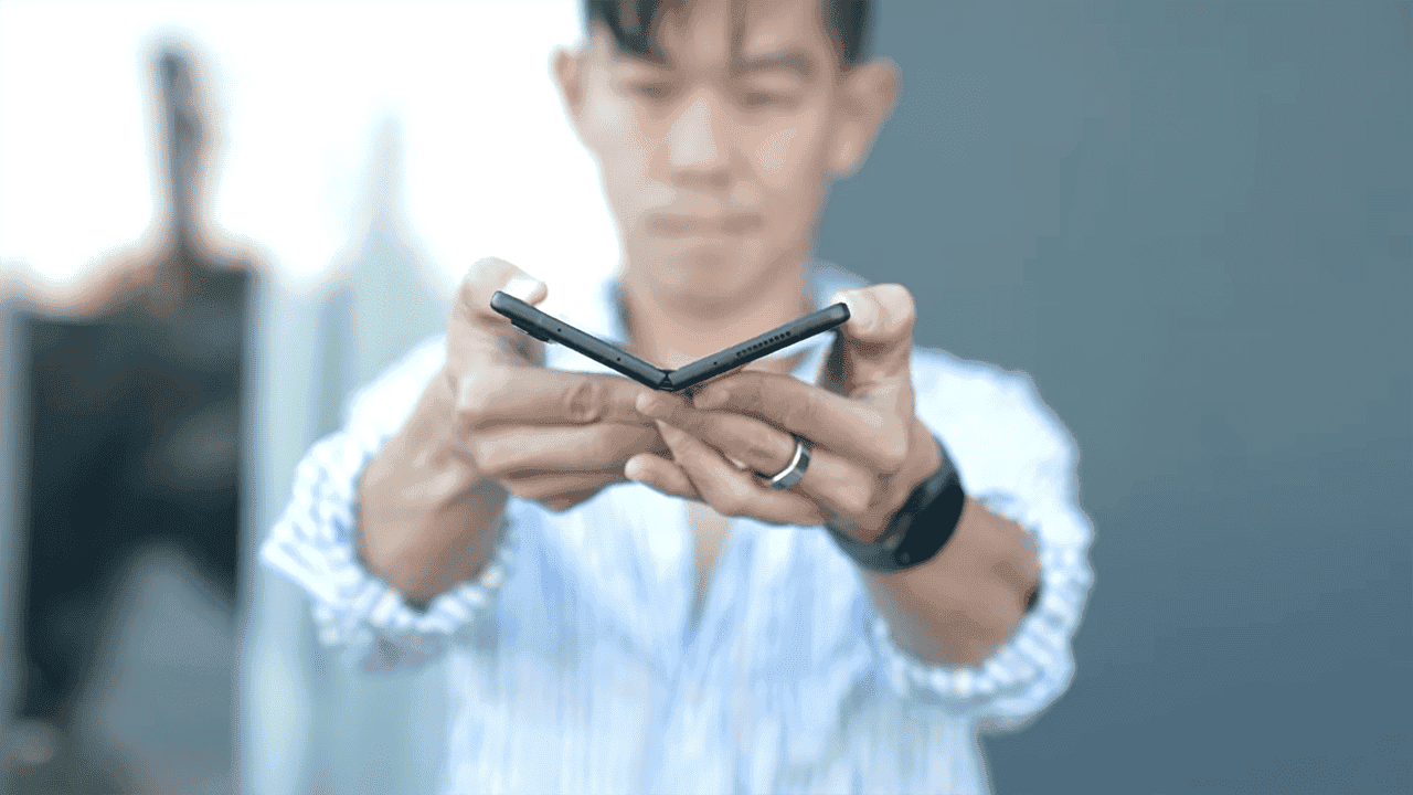 Le Galaxy Z Fold 5 va enfin se débarrasser du pli sur l'écran 2 Samsung Galaxy Z Fold 4