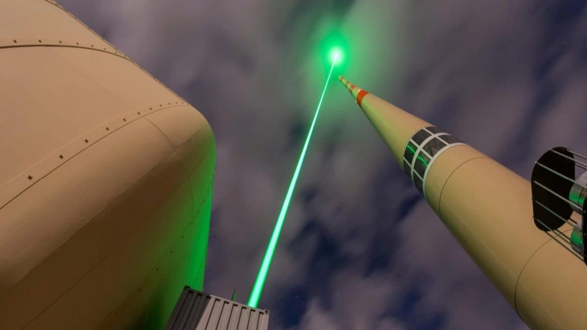 Les faisceaux laser peuvent nous protéger de la foudre et détourner leur trajectoire 2 Les faisceaux laser peuvent nous proteger de la foudre et