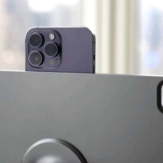 Hands-on: This magnetic stand gives your iPad a Pro Display XDR-like design Pratique ce support magnetique donne a votre iPad un