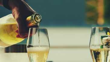 L'alcool peut accélérer la maladie d'Alzheimer, même en consommation modérée : étude 8 L'alcool peut accélérer la maladie d'Alzheimer, même en consommation modérée : étude
