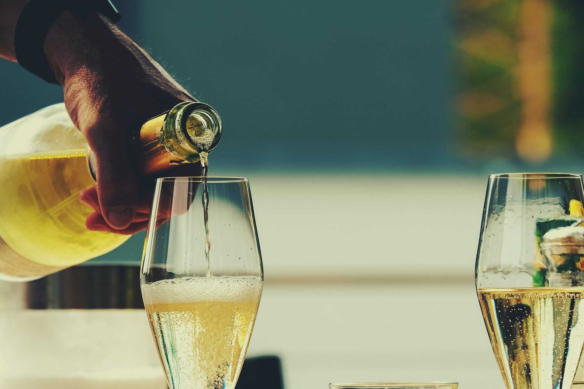 L'alcool peut accélérer la maladie d'Alzheimer, même en consommation ...