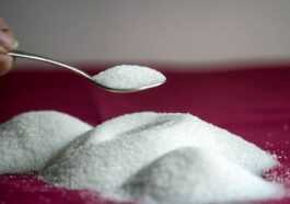 La consommation de l'édulcorant érythritol est liée à un risque plus élevé de crises cardiaques et d'accidents vasculaires cérébraux 54 La consommation de l'édulcorant érythritol est liée à un risque plus élevé de crises cardiaques et d'accidents vasculaires cérébraux