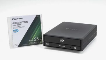Les nouveaux disques Blu-ray Pioneer sont garantis pour durer au moins 100 ans 16 New Pioneer Blu-ray discs are guaranteed to last at least 100 years