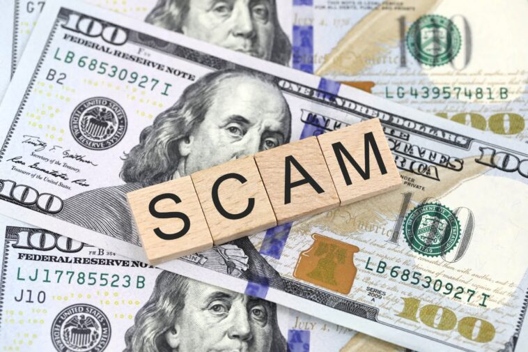 Les Américains ont perdu 10,3 milliards de dollars à cause des escroqueries en ligne en 2022 1 Americans lost $10.3 billion to online scams in 2022