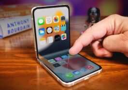 Foldable iPhone