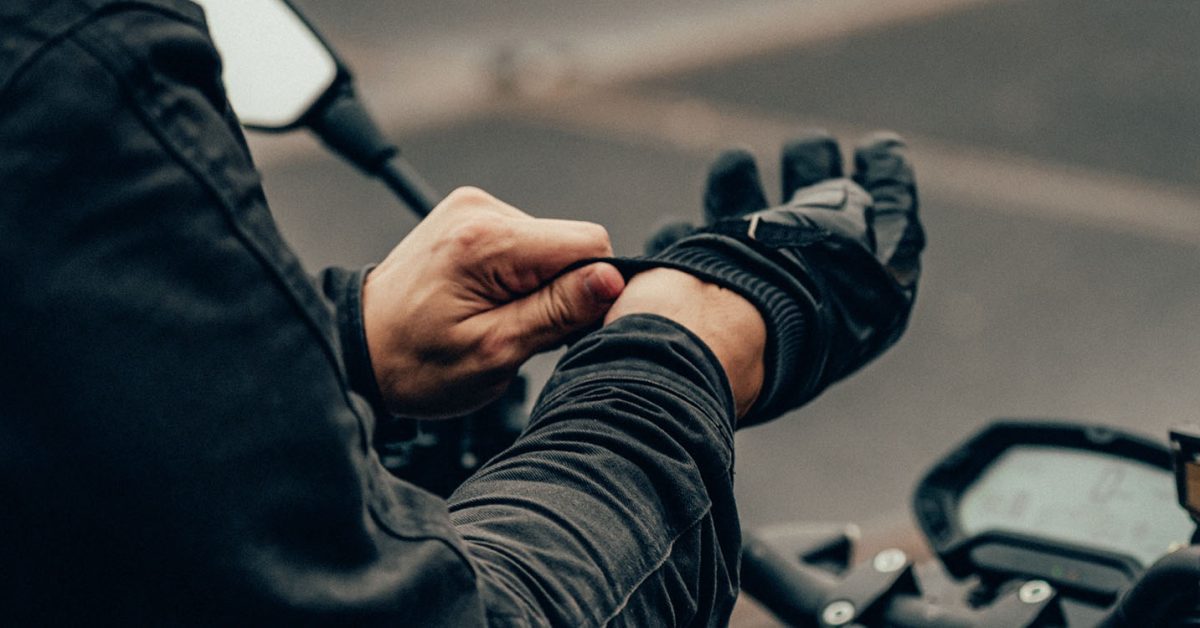 Les boutons de l'iPhone 15 Pro fonctionneront avec des gants ;  ont une sensibilité réglable par l'utilisateur