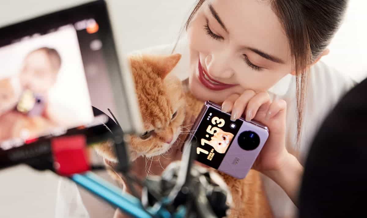 L'image en direct de Vivo X Flip dévoile un écran de couverture incroyable, Galaxy Z Flip Mieux vaut faire attention !