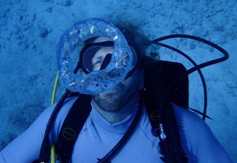 Cet homme va vivre 100 jours sous l'eau pour tenter une expérience record 1 Cet homme va vivre 100 jours sous l'eau pour tenter une expérience record