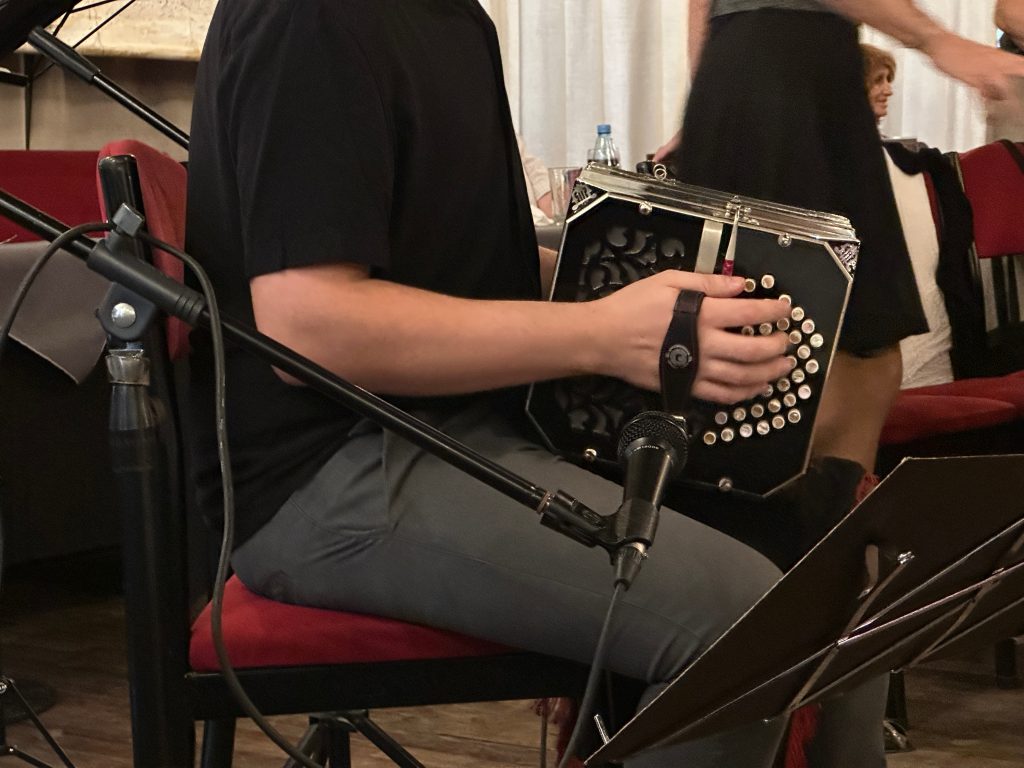 Journal de l'iPhone : les performances vidéo en basse lumière doivent être la prochaine priorité d'Apple 11 1681135214 328 Journal de liPhone les performances video en basse lumiere doivent