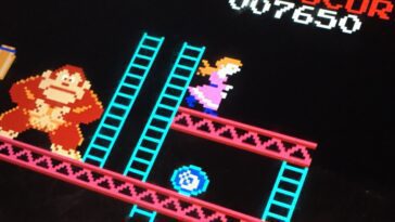 Le musée du jeu vidéo Strong construit la plus grande borne d'arcade Donkey Kong jouable au monde 24 Strong video game museum is building the world