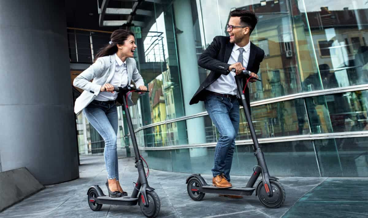 Découvrez les meilleurs scooters électriques à acheter en 2023 !