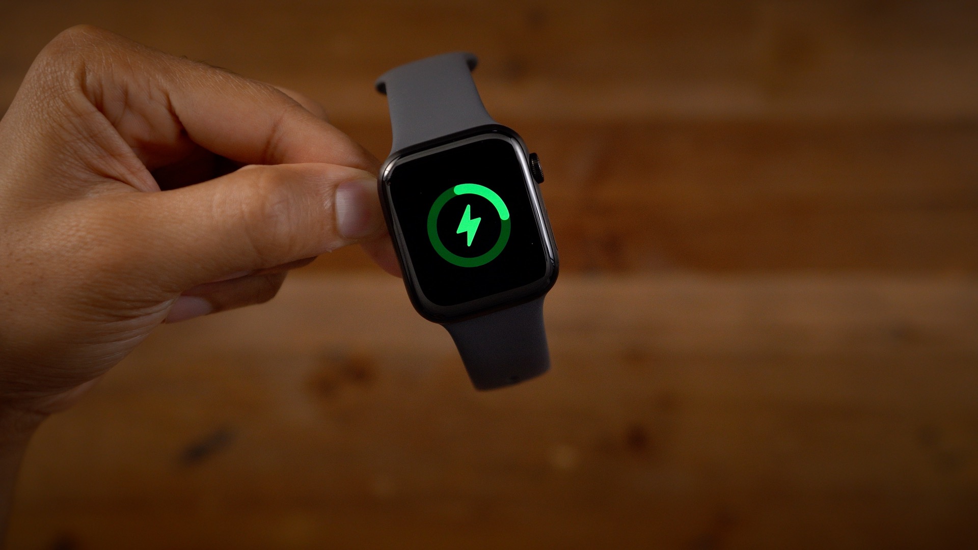 Apple Watch Ultra vs Series 8 vs SE : quel est le meilleur choix ? 6 Apple Watch Ultra vs batterie et charge de la série 8