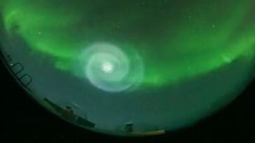 Quelle est la cause de la mystérieuse spirale lumineuse repérée dans le ciel de l'Alaska 9 Quelle est la cause de la mystérieuse spirale lumineuse repérée dans le ciel de l'Alaska
