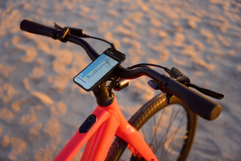 Velotric Thunder 1 lancé en tant que vélos électriques urbains rapides et légers avec capteurs de couple et Apple Find My 7 1681760708 236 Velotric Thunder 1 lance en tant que velos electriques urbains