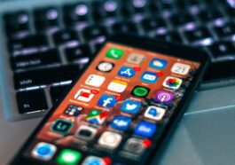 La lutte d'Apple contre le chargement latéral de l'iPhone était au mieux inutile, au pire nuisible