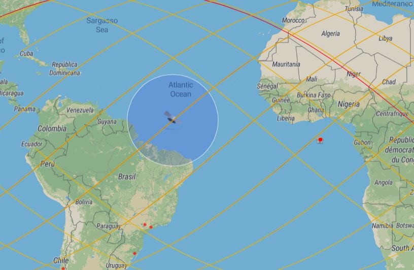 La trajectoire du satellite RHESSI de la NASA au moment de sa rentrée dans l'atmosphère terrestre / Crédit : SatFlare