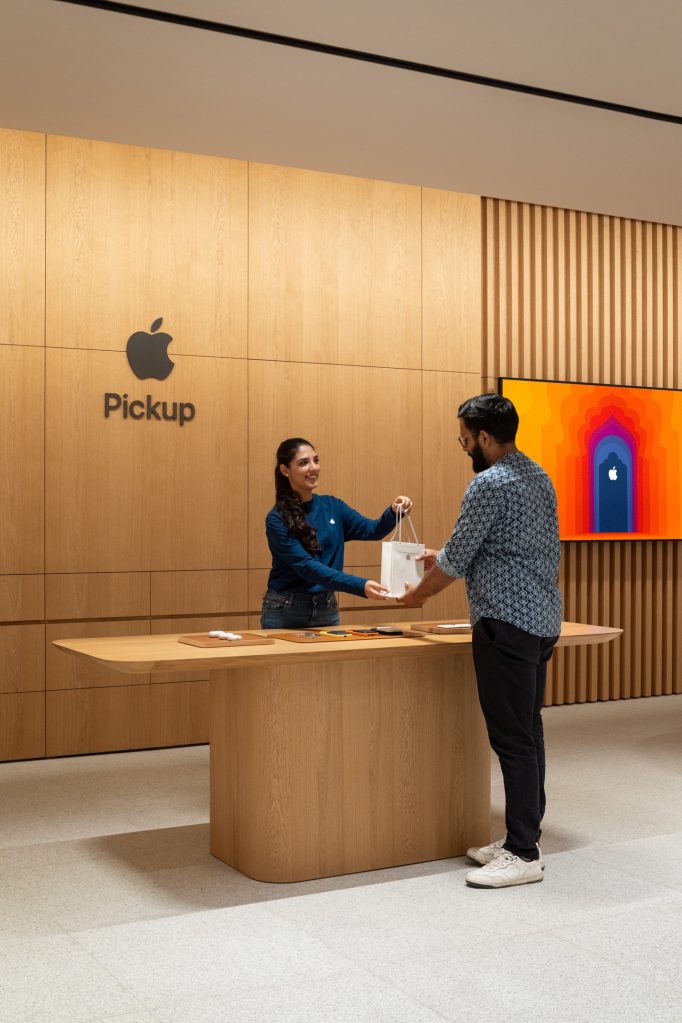 Des photos d'Apple Saket partagées avant l'ouverture de demain 2 1681903806 842 Des photos dApple Saket partagees avant louverture de demain