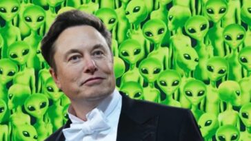 Elon Musk a une théorie sur les extraterrestres mais cela n'a rien à voir avec les théoriciens du complot