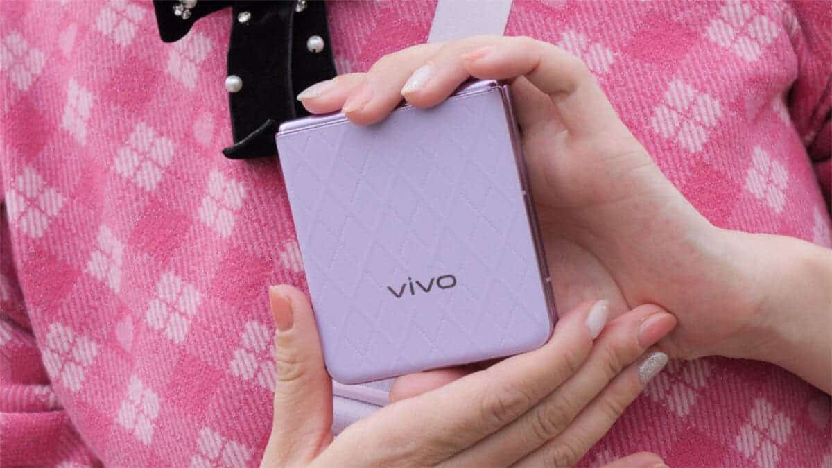 Rendez vos amis jaloux - Obtenez le téléphone à clapet VIVO X Flip ! 115 VIVO X Flip