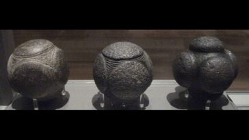 Le mystère des boules de pierre préhistoriques : personne ne sait à quoi elles servent 25 Le mystère des boules de pierre préhistoriques : personne ne sait à quoi elles servent