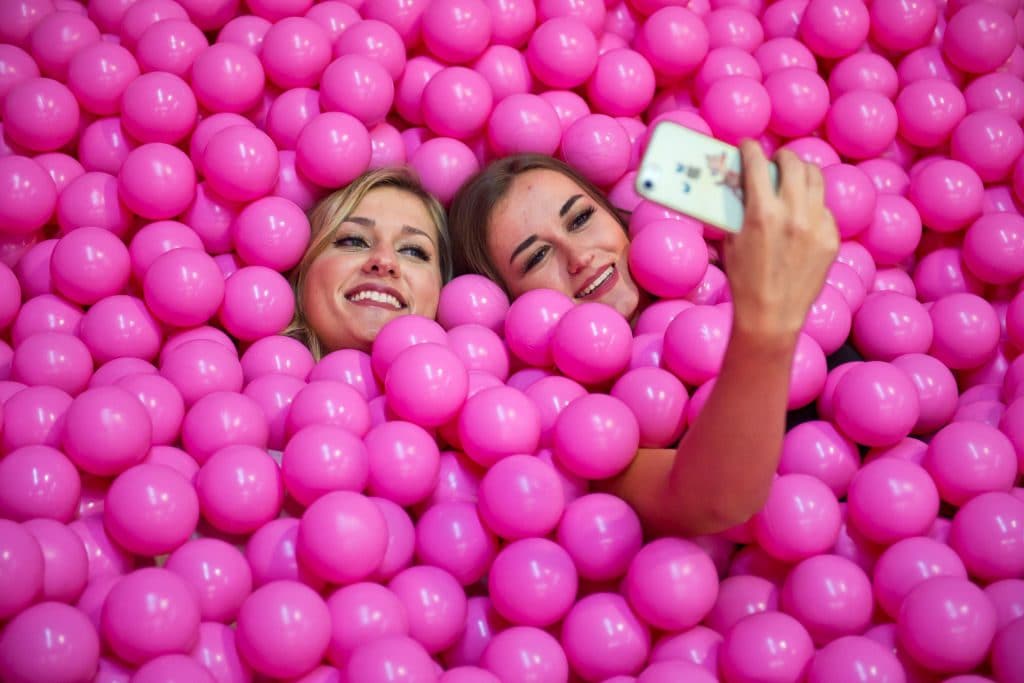 Nous avons compris pourquoi nous aimons les selfies et à quoi bon se prendre en photo 42 Nous avons compris pourquoi nous aimons les selfies et à quoi bon se prendre en photo