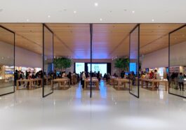 Thieves cut through adjacent shop wall to steal $500K worth of iPhones from Apple Store
