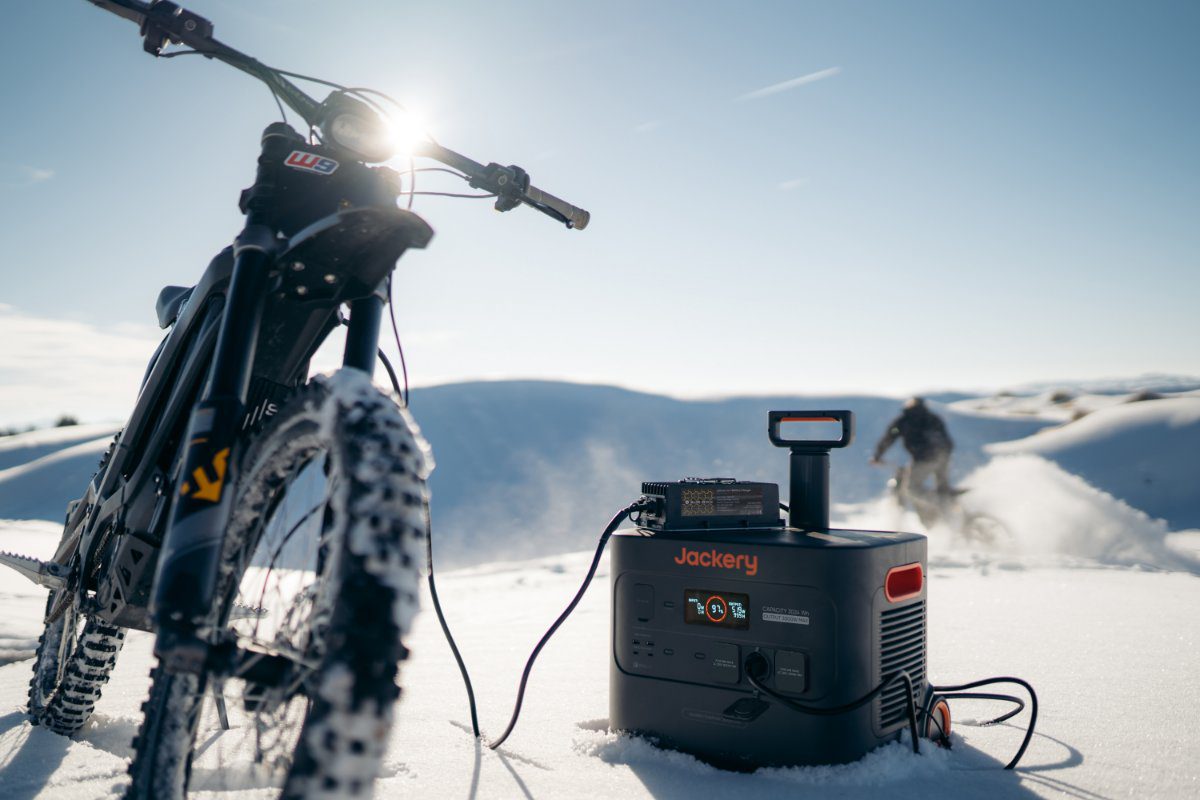 L’ultime Alimentation : La nouvelle Jackery Explorer 3000 Pro sera disponible à partir du 20 avril 3 Jackery Explorer 3000 Pro Low Temperature Peformance